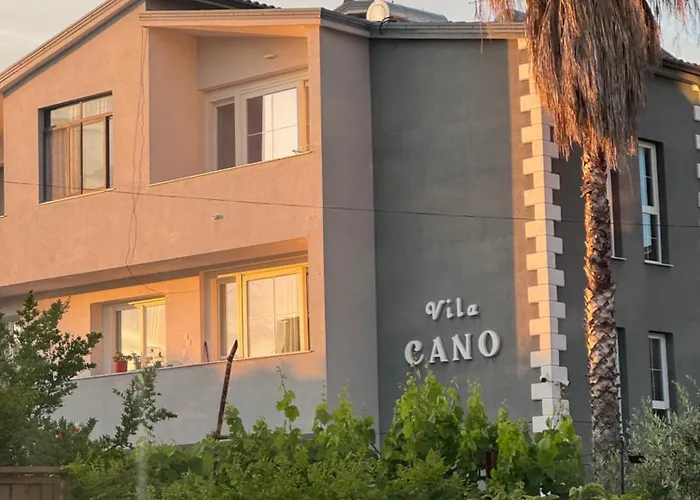 בית הארחה Vila Cano *