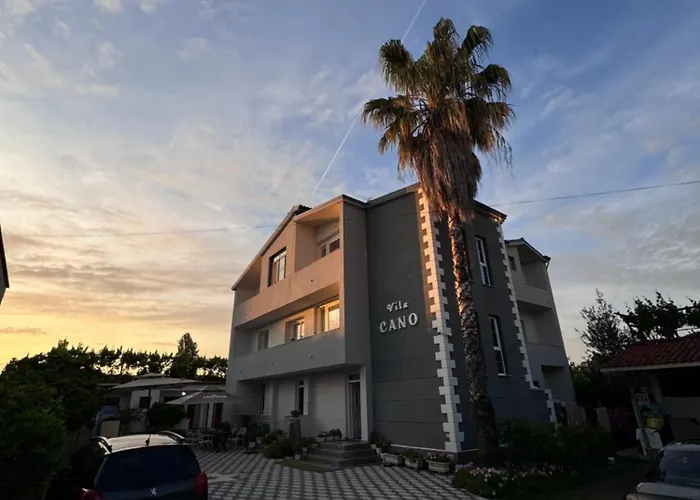 Casa de hóspedes Vila Cano Durrës